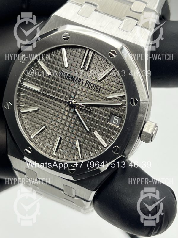 Товар Audemars Piguet Royal Oak 41mm 15510ST.OO.1320ST.05 50th Anniversary Фото 3 - Audemars Piguet Royal Oak 41mm 15510ST.OO.1320ST.05 50th Anniversary