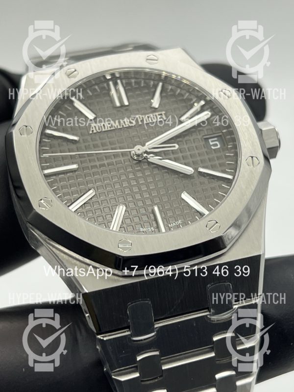 Товар Audemars Piguet Royal Oak 41mm 15510ST.OO.1320ST.05 50th Anniversary Фото 5 - Audemars Piguet Royal Oak 41mm 15510ST.OO.1320ST.05 50th Anniversary