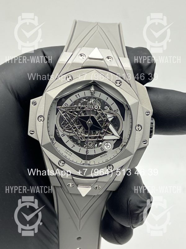 Фото 10 - Hublot Big Bang Sang Bleu II Art 11399