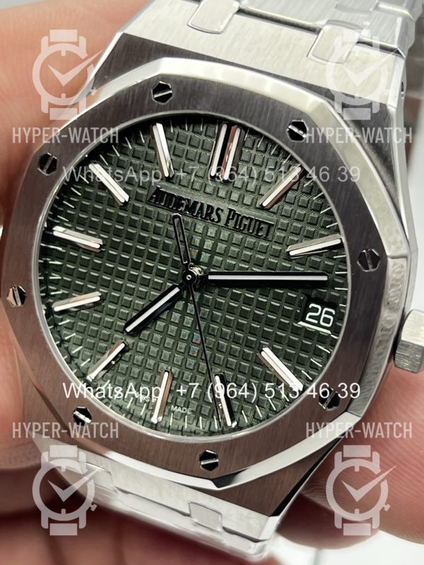 Фото 2 - Audemars Piguet Royal Oak 41mm 15510ST.OO.1320ST.04 50th Anniversary Green Steel