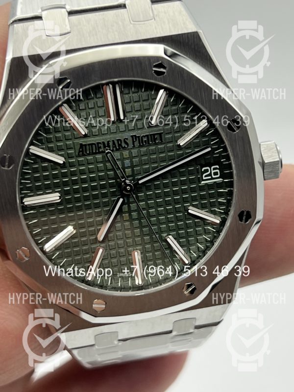 Фото 3 - Audemars Piguet Royal Oak 41mm 15510ST.OO.1320ST.04 50th Anniversary Green Steel