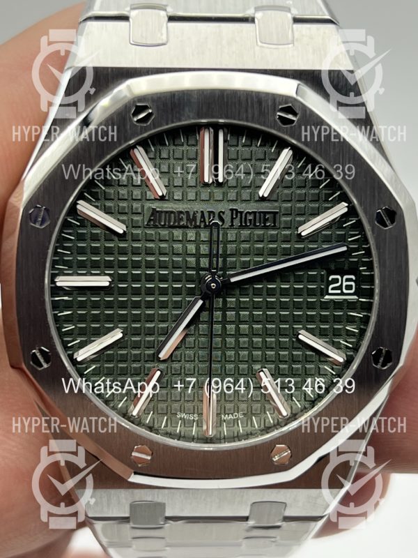 Фото 6 - Audemars Piguet Royal Oak 41mm 15510ST.OO.1320ST.04 50th Anniversary Green Steel