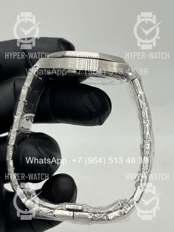 Фото 17 - Audemars Piguet Royal Oak 37mm 15454BC.GG.1259BC.01 Frosted