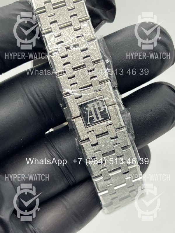 Фото 18 - Audemars Piguet Royal Oak 37mm 15454BC.GG.1259BC.01 Frosted