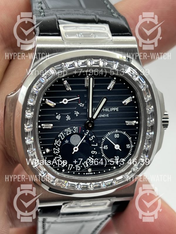 Товар Patek Philippe Nautilus 40mm 5724G-001 Фото 3 - Patek Philippe Nautilus 40mm 5724G-001