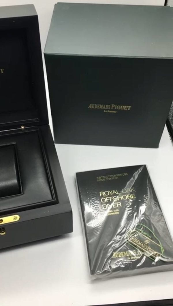 Фото 22 - Audemars Piguet Royal Oak 37mm 15450ST.OO.1256ST.02 Grey Steel