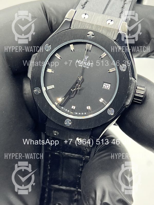 Фото 3 - Hublot Classic Fusion 33mm Art 12120