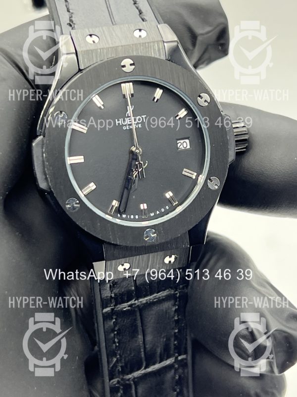 Фото 4 - Hublot Classic Fusion 33mm Art 12120