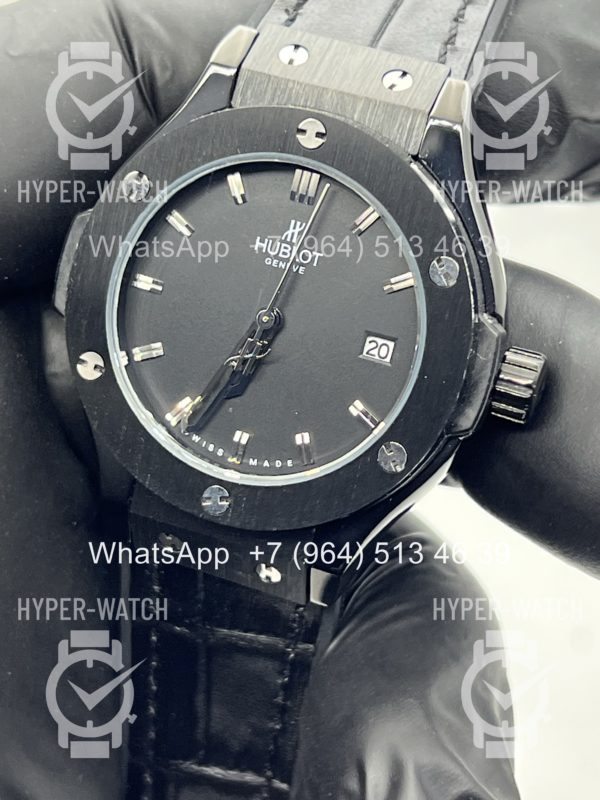 Фото 5 - Hublot Classic Fusion 33mm Art 12120