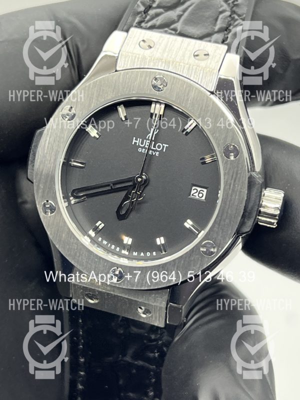 Фото 4 - Hublot Classic Fusion 33mm Art 12122