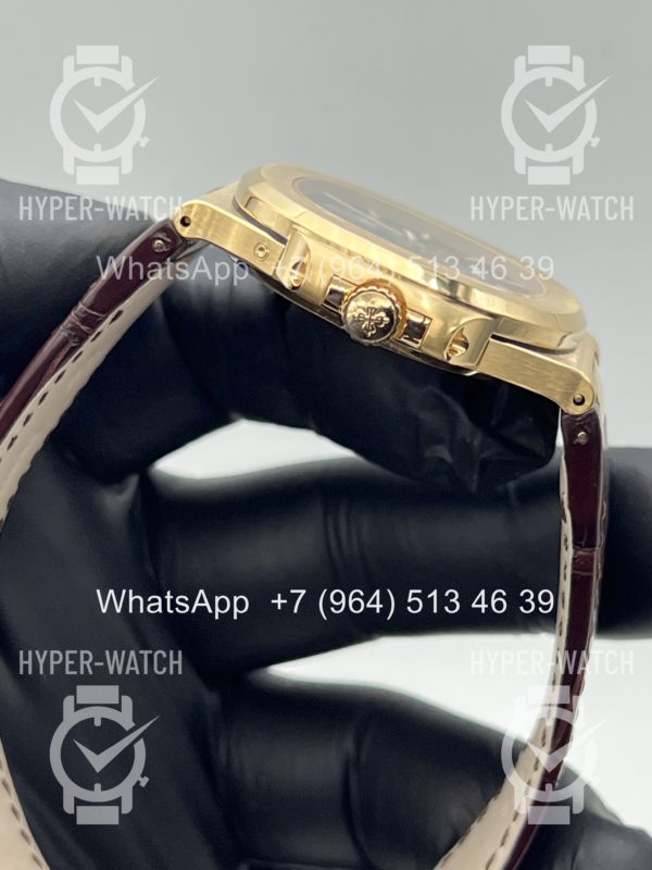 Фото 18 - Patek Philippe Nautilus 40mm 5712R 18K