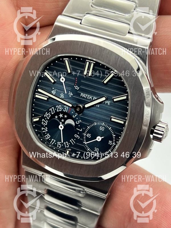 Товар Patek Philippe Nautilus 40mm 5712/1A-001 Steel Blue Фото 3 - Patek Philippe Nautilus 40mm 5712/1A-001 Steel Blue