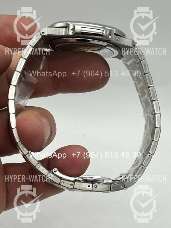 Товар Patek Philippe Nautilus 40mm 5712/1A-001 Steel Blue Фото 11 - Patek Philippe Nautilus 40mm 5712/1A-001 Steel Blue