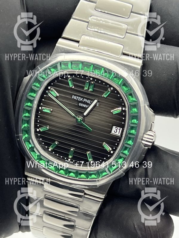 Фото 2 - Patek Philippe Nautilus 40mm 5711/113P-001 Steel
