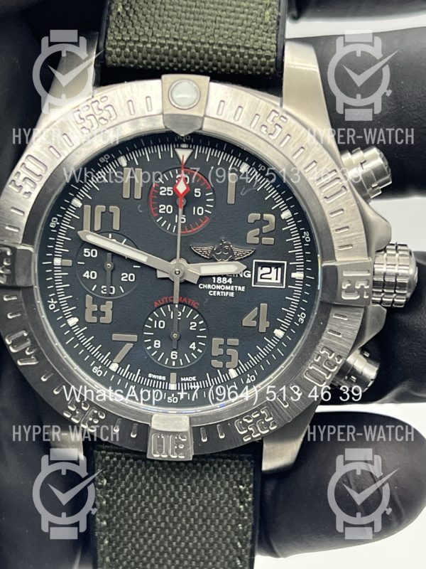 Фото 2 - Breitling Avenger E13383101 Steel