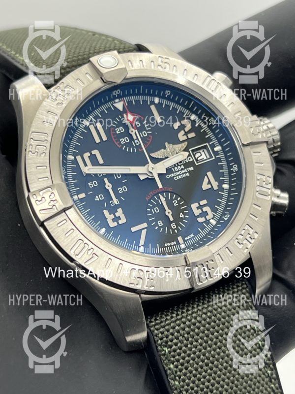 Фото 4 - Breitling Avenger E13383101 Steel
