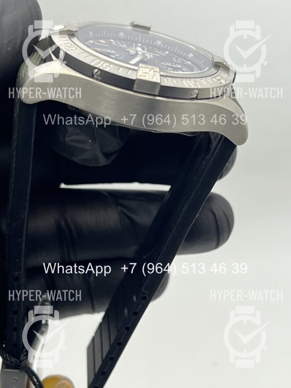 Фото 10 - Breitling Avenger E13383101 Steel