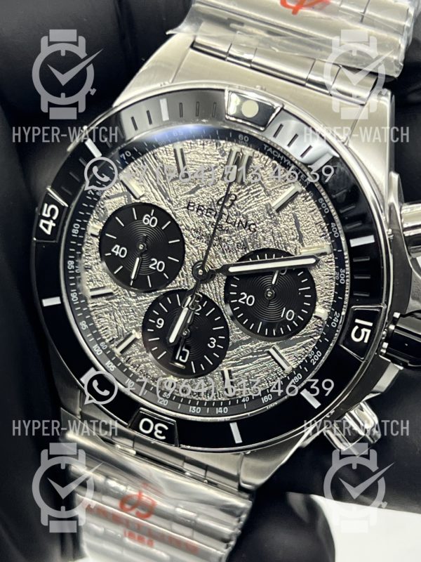 Фото 2 - Breitling Chronomat B01 44mm AB01