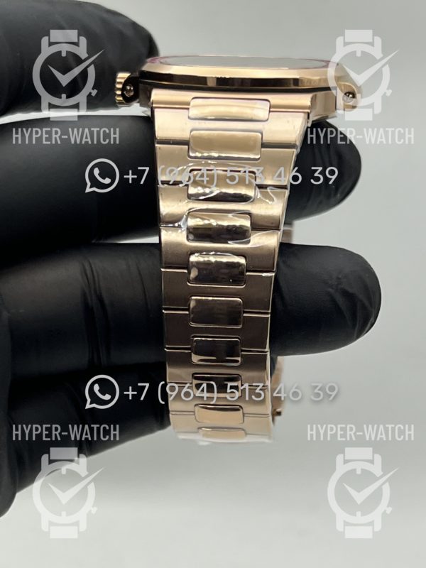 Товар Patek Philippe Nautilus 40mm 5724/12R-001 Фото 10 - Patek Philippe Nautilus 40mm 5724/12R-001